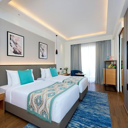 Iris Sarovar Portico Гургаон Экстерьер фото